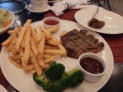-WOLFGANG PUCK KITCHEN & BAR(迪士尼小镇店)