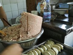 -黄阿姨锅贴大王(万航渡路店)