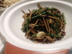 -鼎记酒楼(雁南一路店)