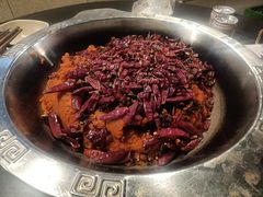 -洞亭火锅(防空洞总店)