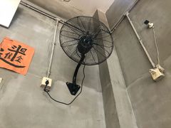 -咏勝锑锅麻辣烫(净居寺路总店)