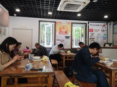 大堂-张小文胡辣汤(龙柏新村店)