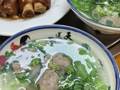 -明姨仔潮汕美食·碳炉猪脚·汕尾牛腩饭·起片鸡煲(起义路店)