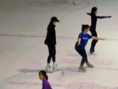 -正佳冰河湾真冰滑冰场