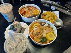 -W COLLECTIVE  DESSERT SHOP