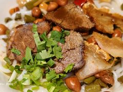 -牛八宝桂林米粉(八里庄店)