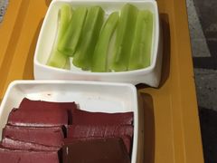 小黄鱼-季季红火锅(长沙步行街店)