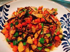 小炒衡山香干-佬麻雀·剁椒鱼头(京基KK One店)