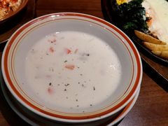 奶油海鲜浓汤-萨莉亚意式餐厅(南京万达茂店)