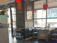 -山河屯铁锅炖·非遗东北菜(南山店)