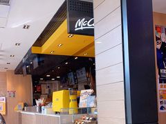 -麦当劳(中二横路店)