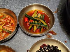 -草家酱蟹炭火烤肉店(珲春南路二店)