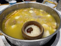 -朴小妹人参鸡汤火锅(长白山万达店)