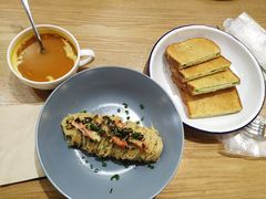 -HELLO 27 意面·沙拉·帕尼尼