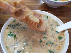 -云南大锅豆浆店