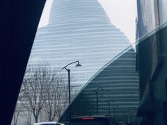-新荟城购物中心-停车场