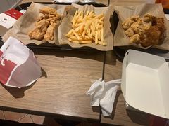 -王府井奥莱临潼小镇(临潼店)