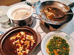 -费大厨辣椒炒肉(高铁吾悦广场店)