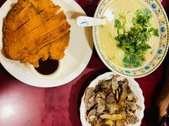 -金杨拉面王小吃面馆·牛三宝面·红烧牛肉粉