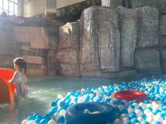 -中家鑫园温泉酒店鑫悦汤泉