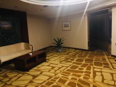 -扬子岛酒店(重庆洪崖洞解放碑店)