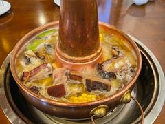 -岳记兴隆·青城腊排铜火锅(融创店)