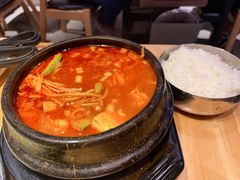 泡菜豆腐汤-喜来稀肉(北外滩白玉兰广场店)