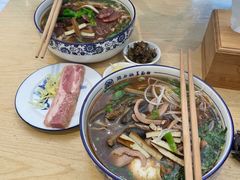 -镇南锅盖面馆(解放路店)