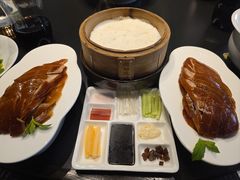 悦融·酥香嫩烤鸭-悦融琥珀·京鲁菜·海味珍品(西单店)