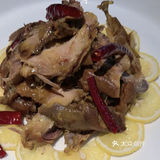 月下品味美食时光