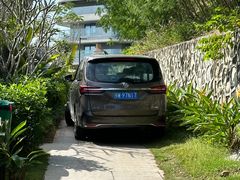 -一嗨租车(凤凰机场店)