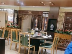 -广州中心皇冠假日酒店·百粤楼