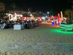 -亚龙湾希尔顿自助餐厅·海鲜·烧烤·沙滩BBQ·现场乐队