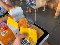 -麦当劳(长江西路得来速店)