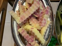 -老石黑山羊毛驴肉火锅(金凯广场店)