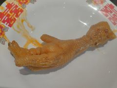 红烧耙鸡爪-重庆古老火锅