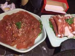 -红九格老火锅(三峡广场店)