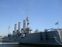 -阿芙乐尔号巡洋舰