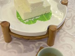 -御满江海鲜酒家(洛溪新城店)