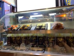 面包甜点陈列柜-品腐记·豆腐王朝(老门东总店)