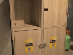 -荒岛实景沉浸密室(江汉路1店)