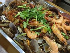 -老码头海鲜烧烤炒菜(广西路店)