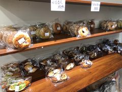 -雀食面包店(钟楼店)