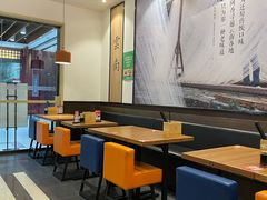 -阿香米线(大唐西市大润发店)