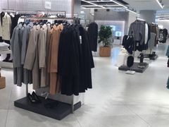 -ZARA(大上海时代广场店)