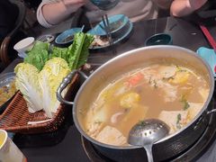 -老城鲜·小海鲜贝贝煲火锅(壹方城店)