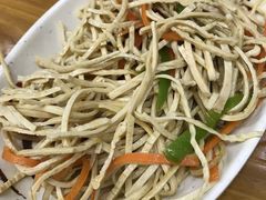 -志权牛肉面(灵山路店)