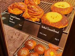 -B&C黄油与面包·法式古堡面包坊(新天地店)