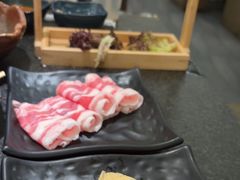 -湊湊火锅·茶憩(打浦桥日月光店)