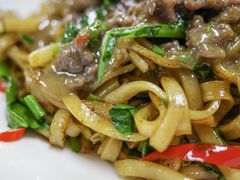 -华威达牛庄(黄埔大道西店)